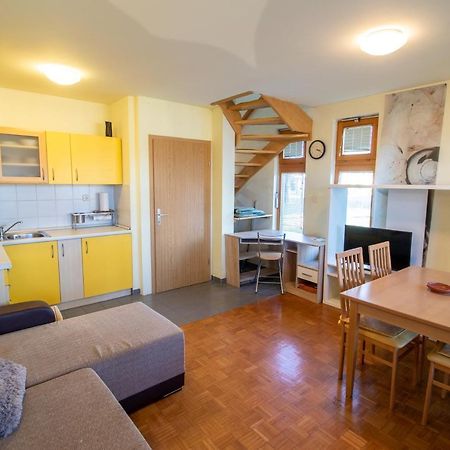 Relax Apartment In Banovci Veržej Exteriér fotografie